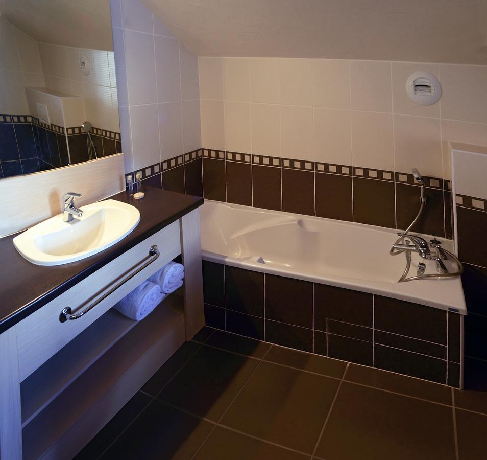 Cgh Residences & Spas Les Chalets Du Soleil Authentiques Saint-Martin-de-Belleville Zewnętrze zdjęcie